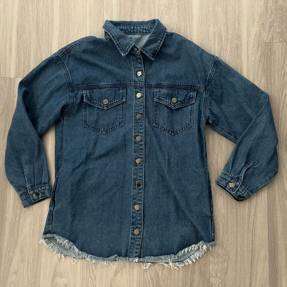 Source Unknown Blue Denim Button Down Shirt medium